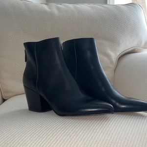DOLCE VITA black leather boots